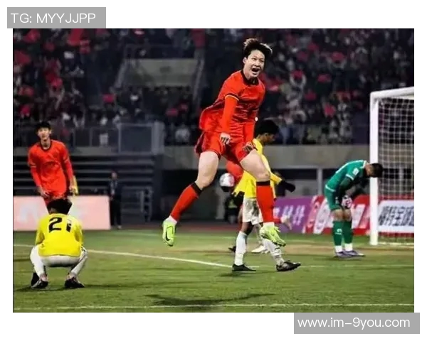 北青报道邵佳一可能继续使用蒋光太和塞鸟等归化球员李可重返国足需进一步沟通