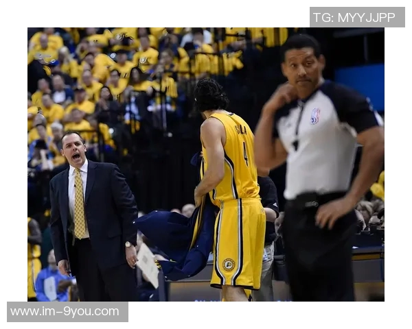 美记透露加福德交易市场热度高交易截止日前或将被交易离队 美记透露加福德交易市场热度高交易截止日前或将被交易离队